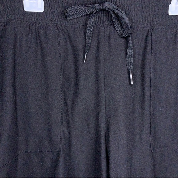 Large Athletic Works Black Activewear Shorts Drawstring Waistband Casual - Picture 4 of 10